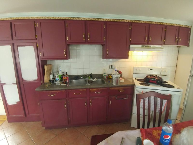 Peinture intérieure — Armoires cuisine avant à Sorel‑Tracy