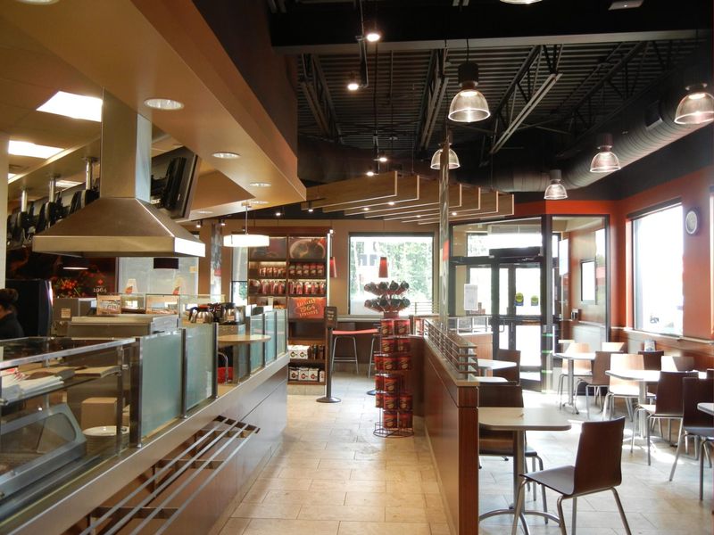 Projet peinture — Peinture restaurant tim horton contrecoeur 01 à Sorel‑Tracy